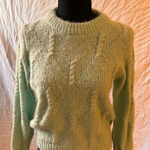 Vero Moda mint green crew neck sweater. Size med